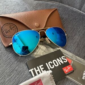 Ray-Ban AVIATOR FLASH LENSES Matte Gold w/ Blue Lenses